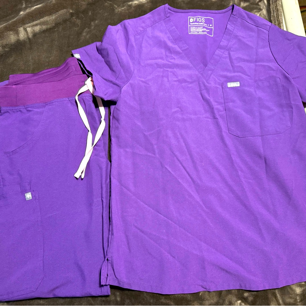 Figs scrub set